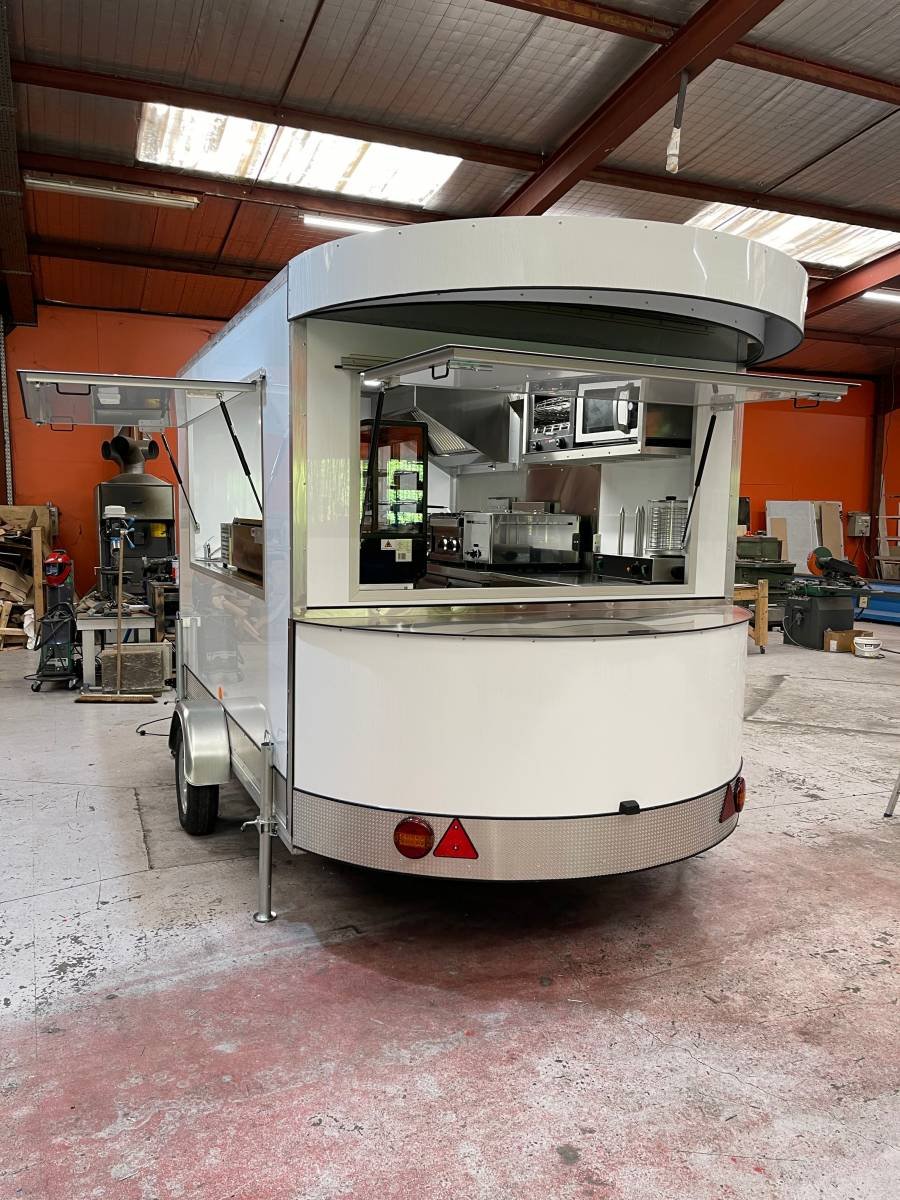 FOOD TRUCK ABSINTHE ANHÄNGER – Bild 10